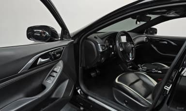 Q30