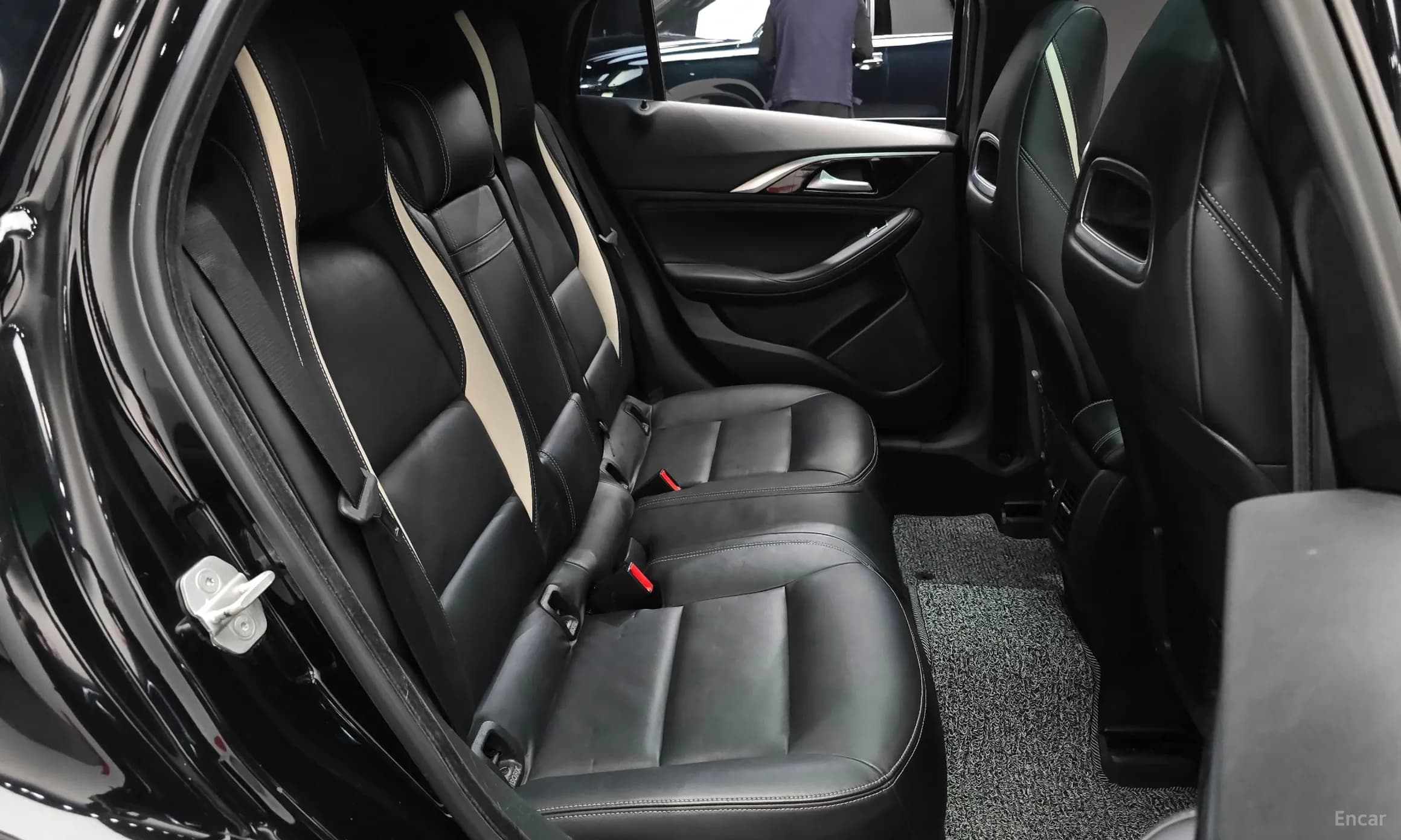 Q30