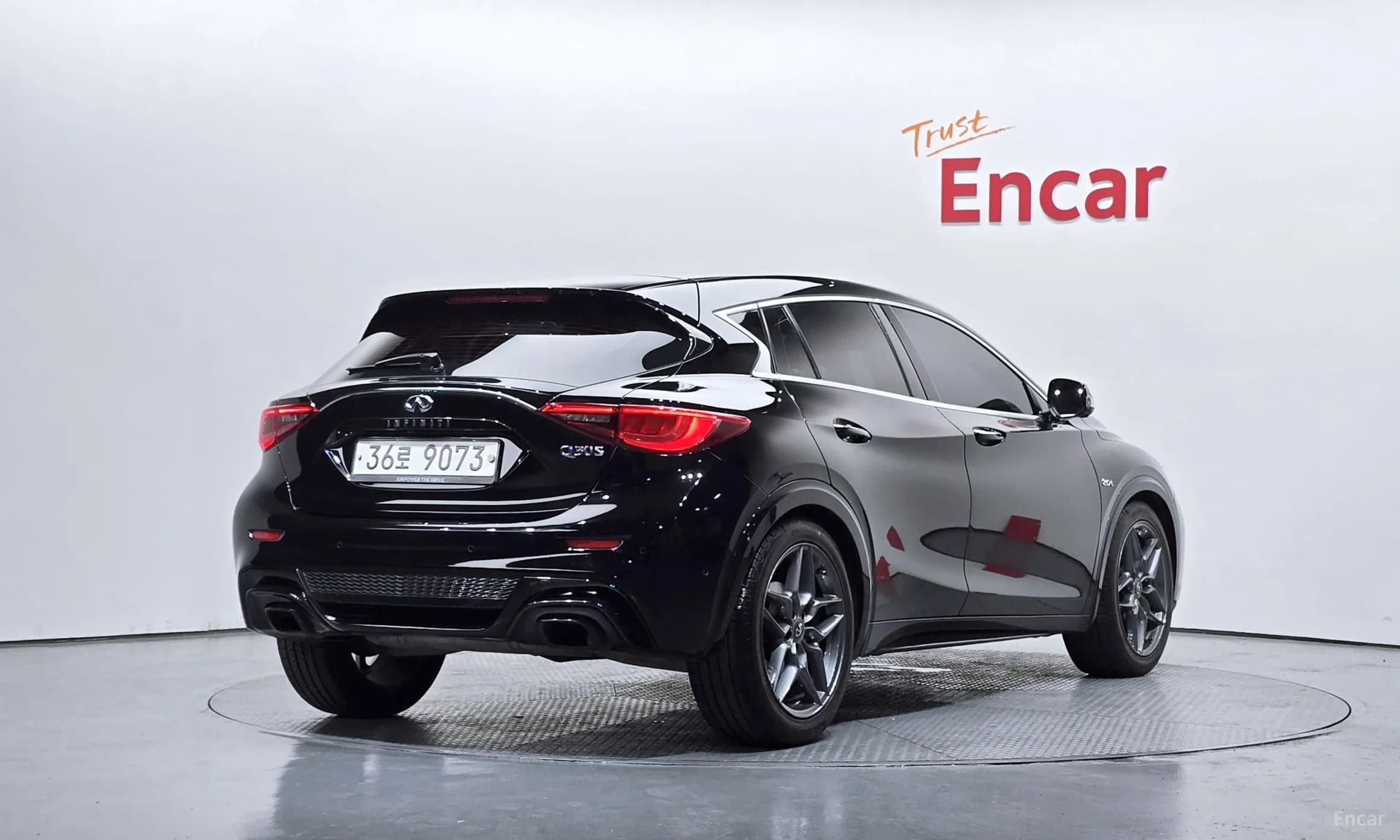 Q30