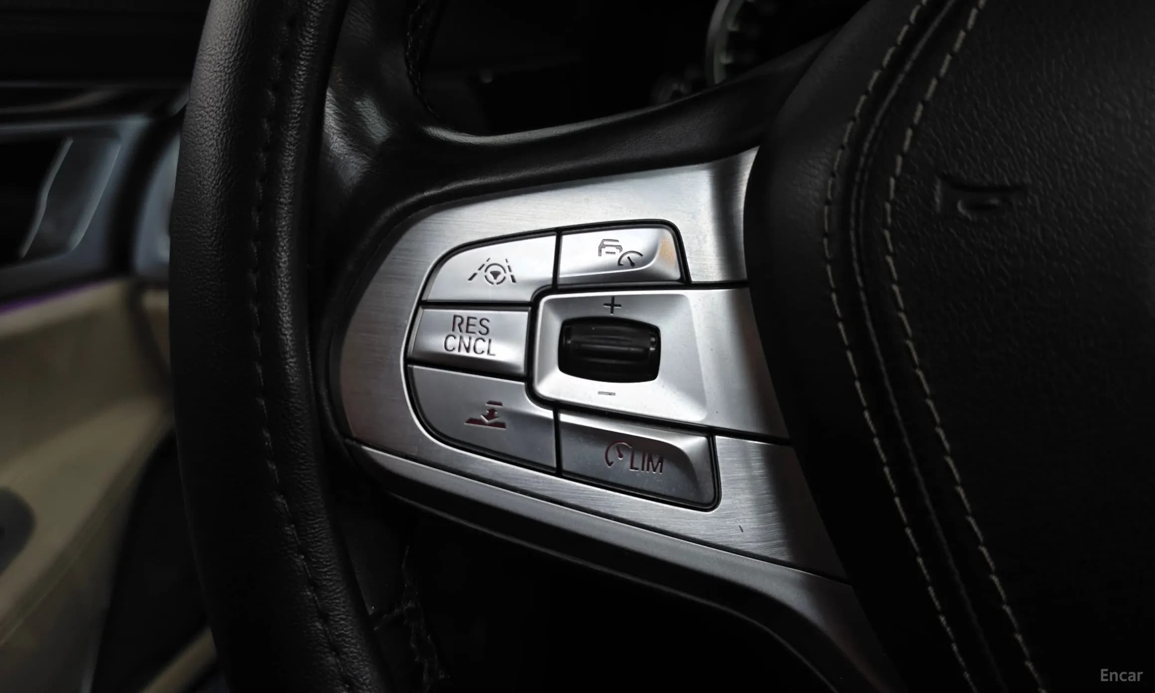 7 Series (G11)
