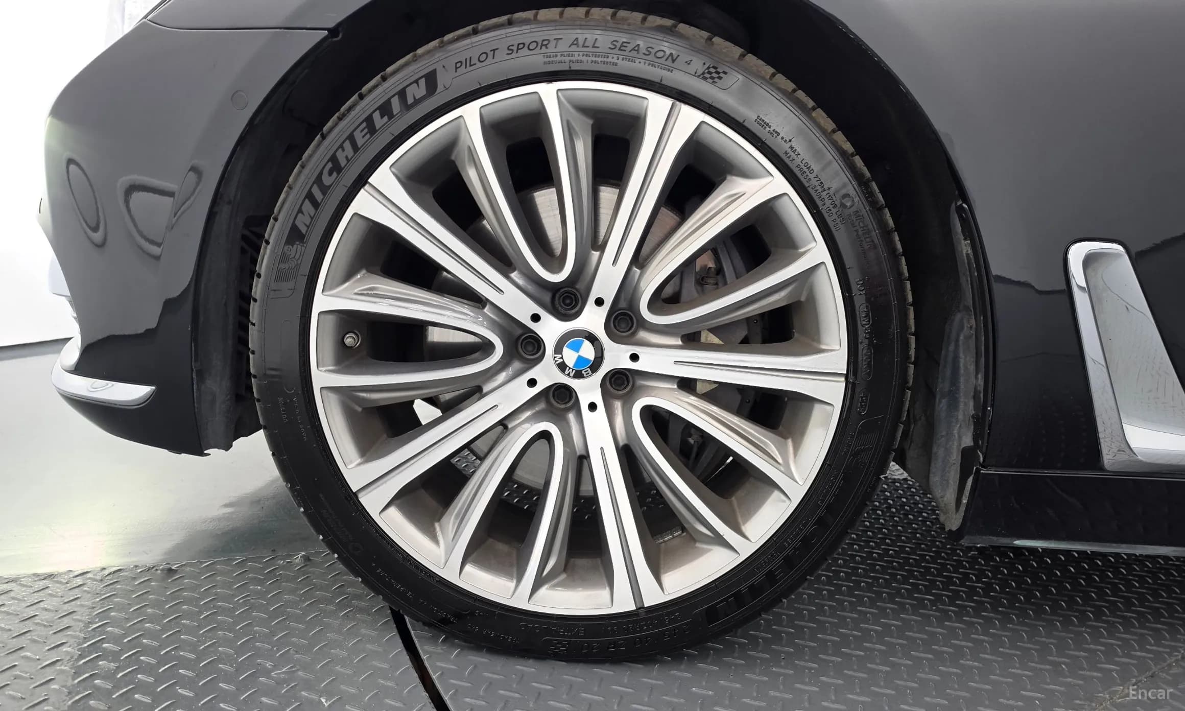 7 Series (G11)