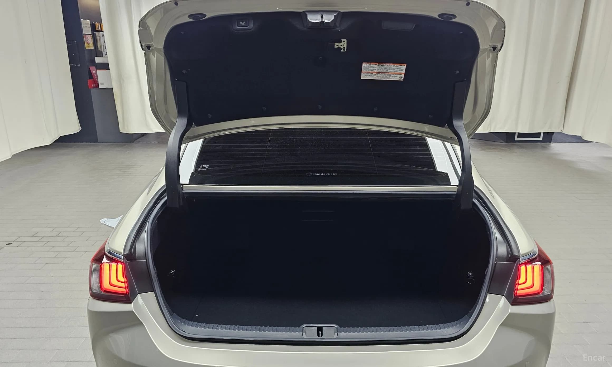 ES300h 7th Generation