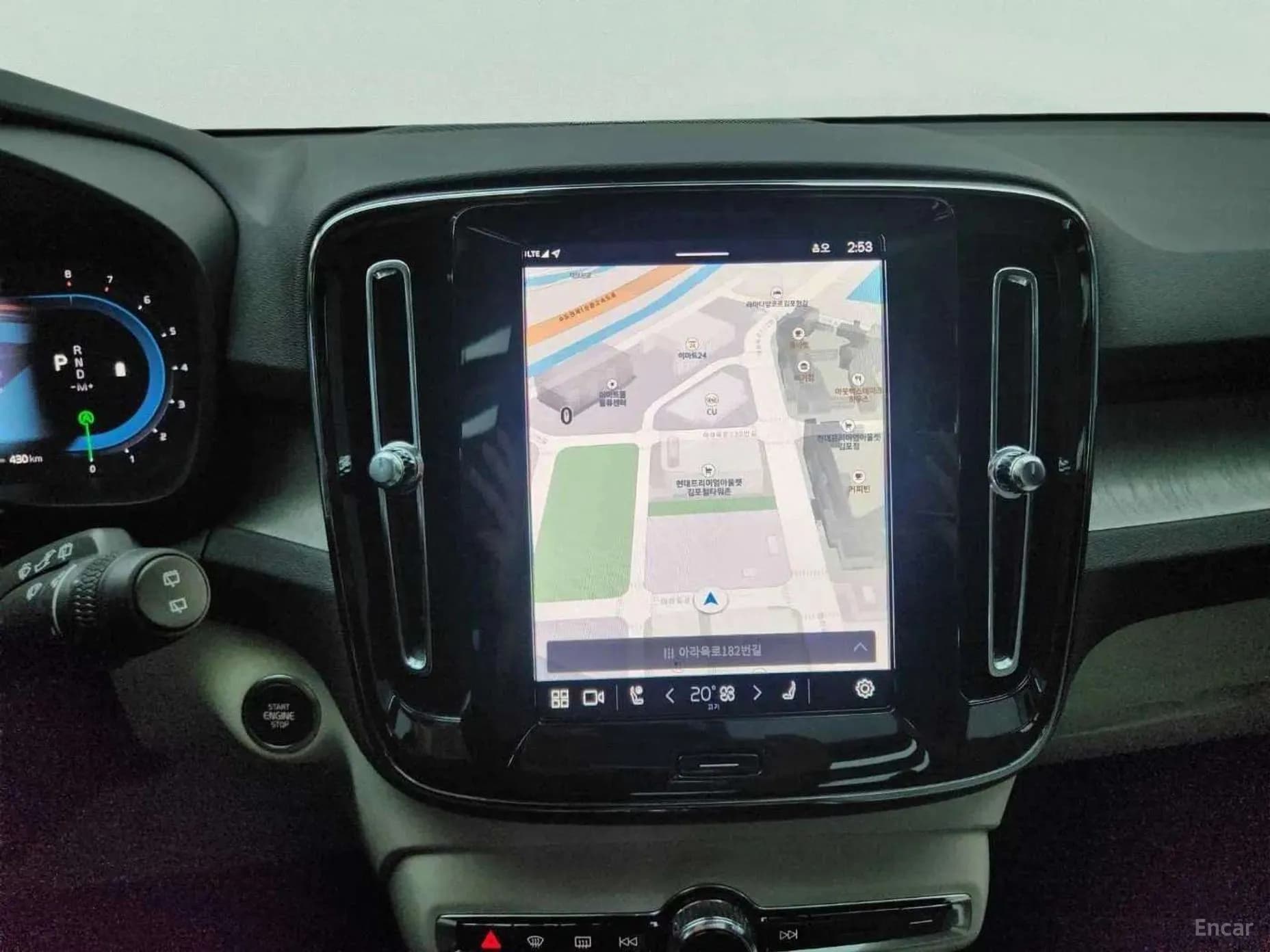 XC40