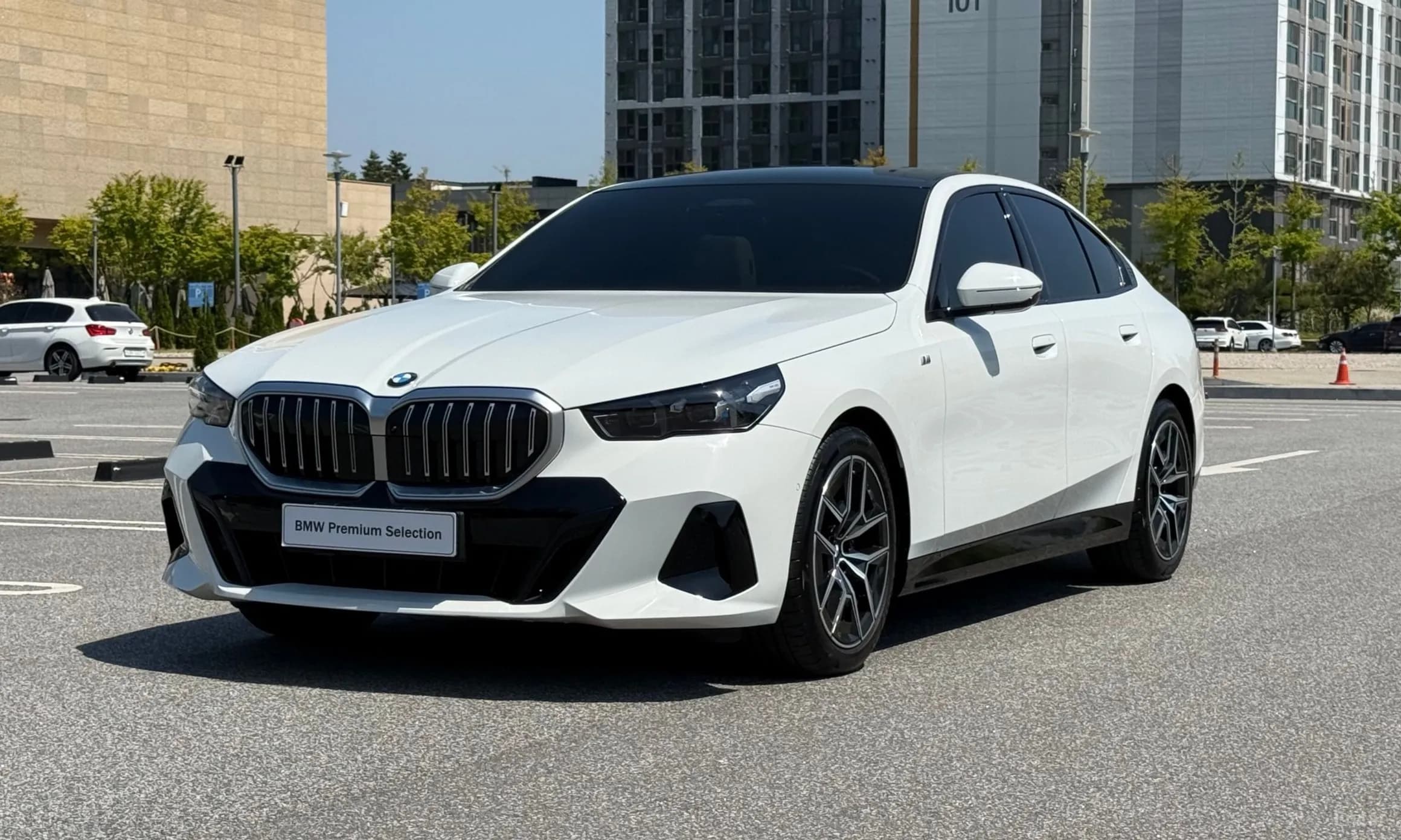 5 Series (G60)