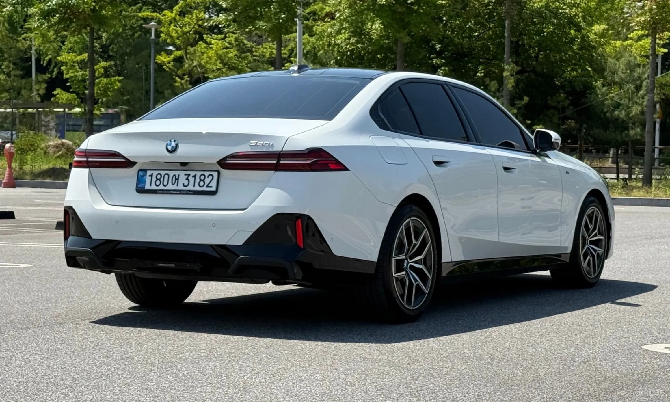 5 Series (G60)