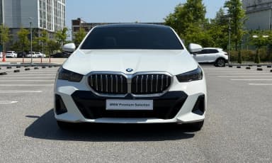5 Series (G60)