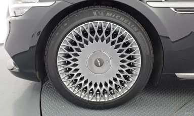 G90