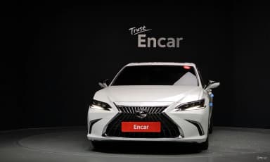 ES300h 7th Generation
