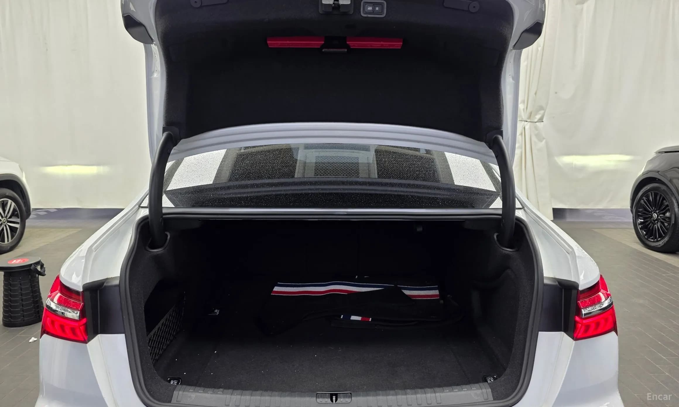 A6 (C8)