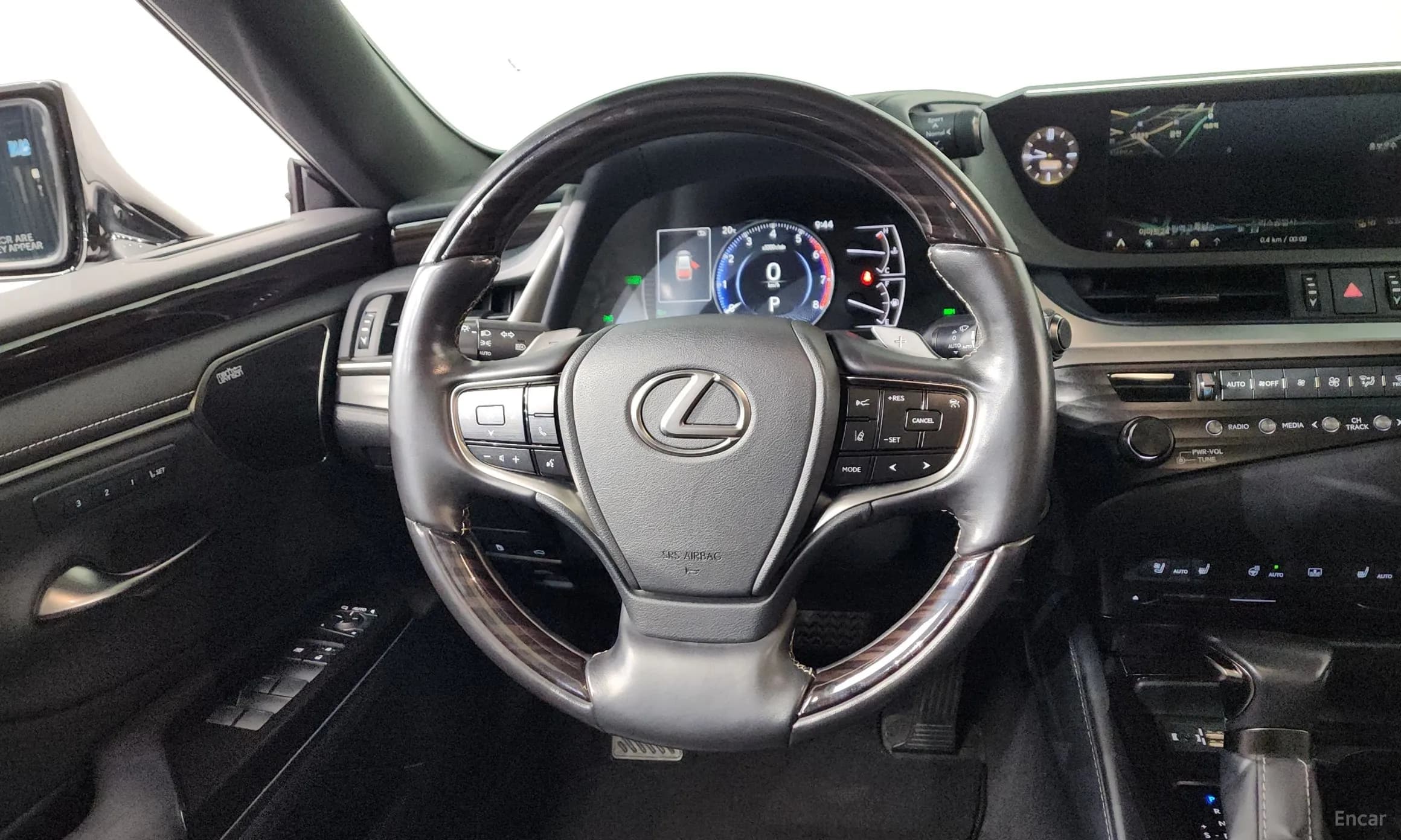 ES300h 7th Generation