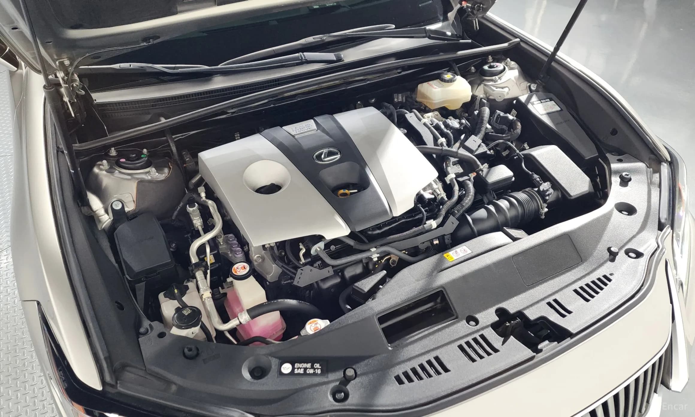 ES300h 7th Generation