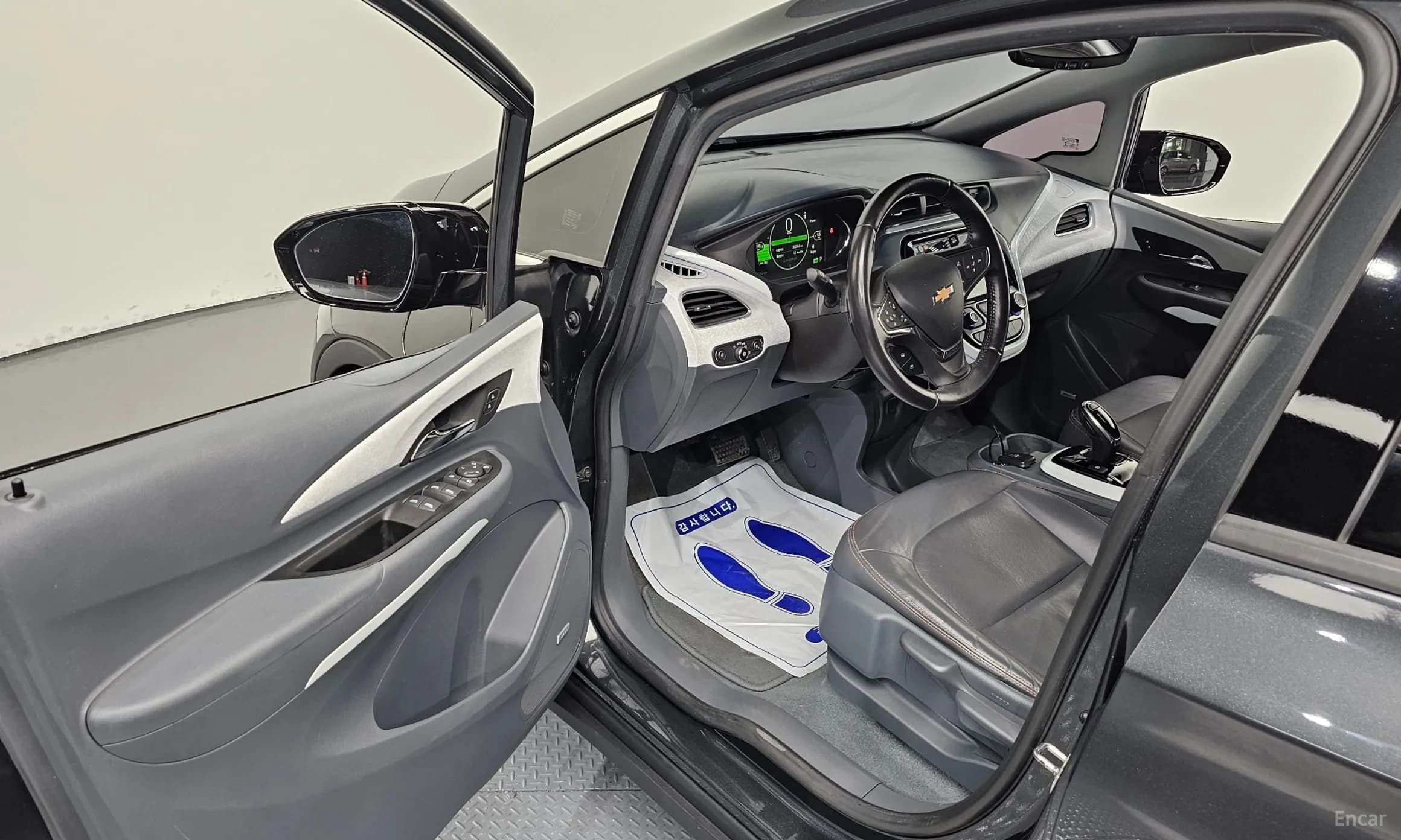 Bolt EV