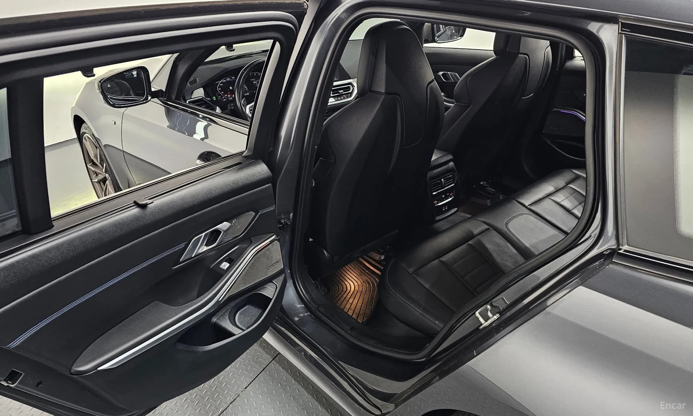 3 Series (G20)