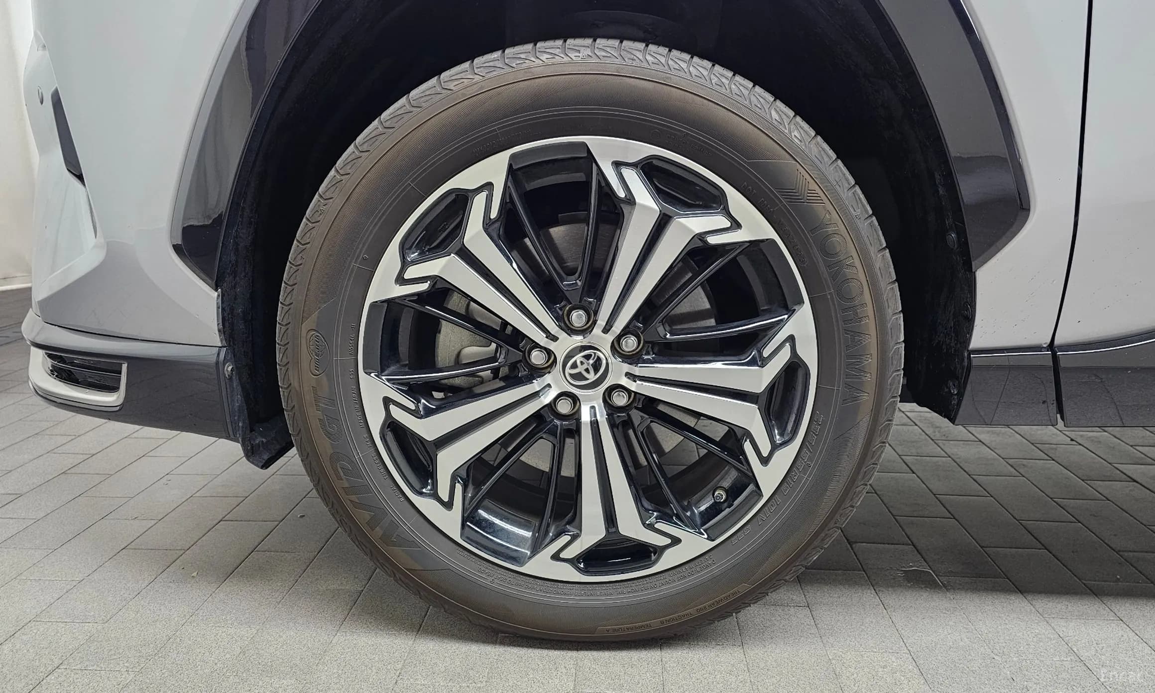 RAV4 5th Generation