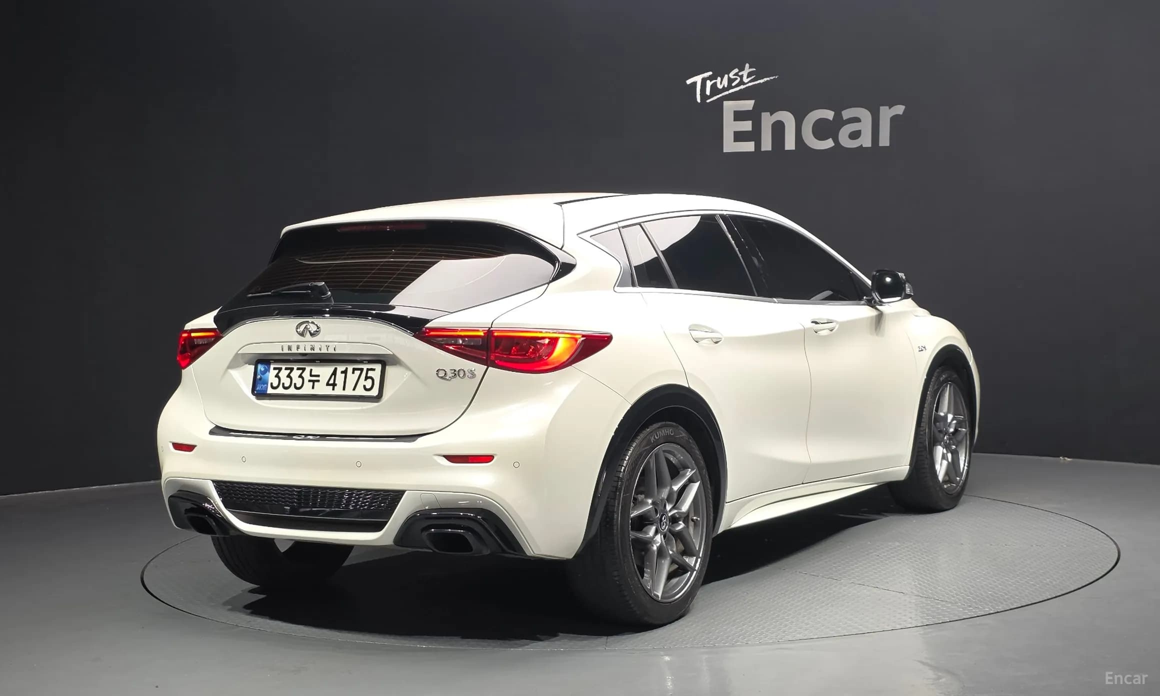 Q30