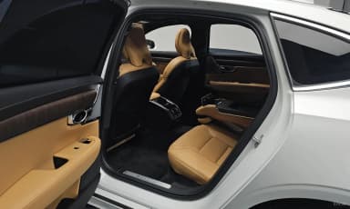 S90