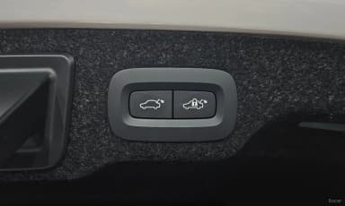 S90