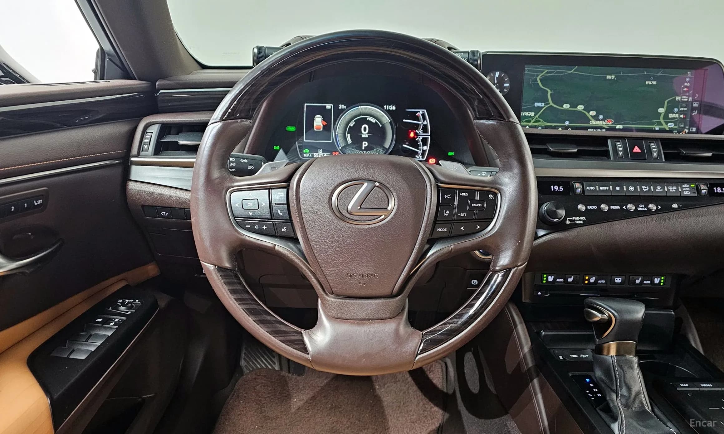 ES300h 7th Generation