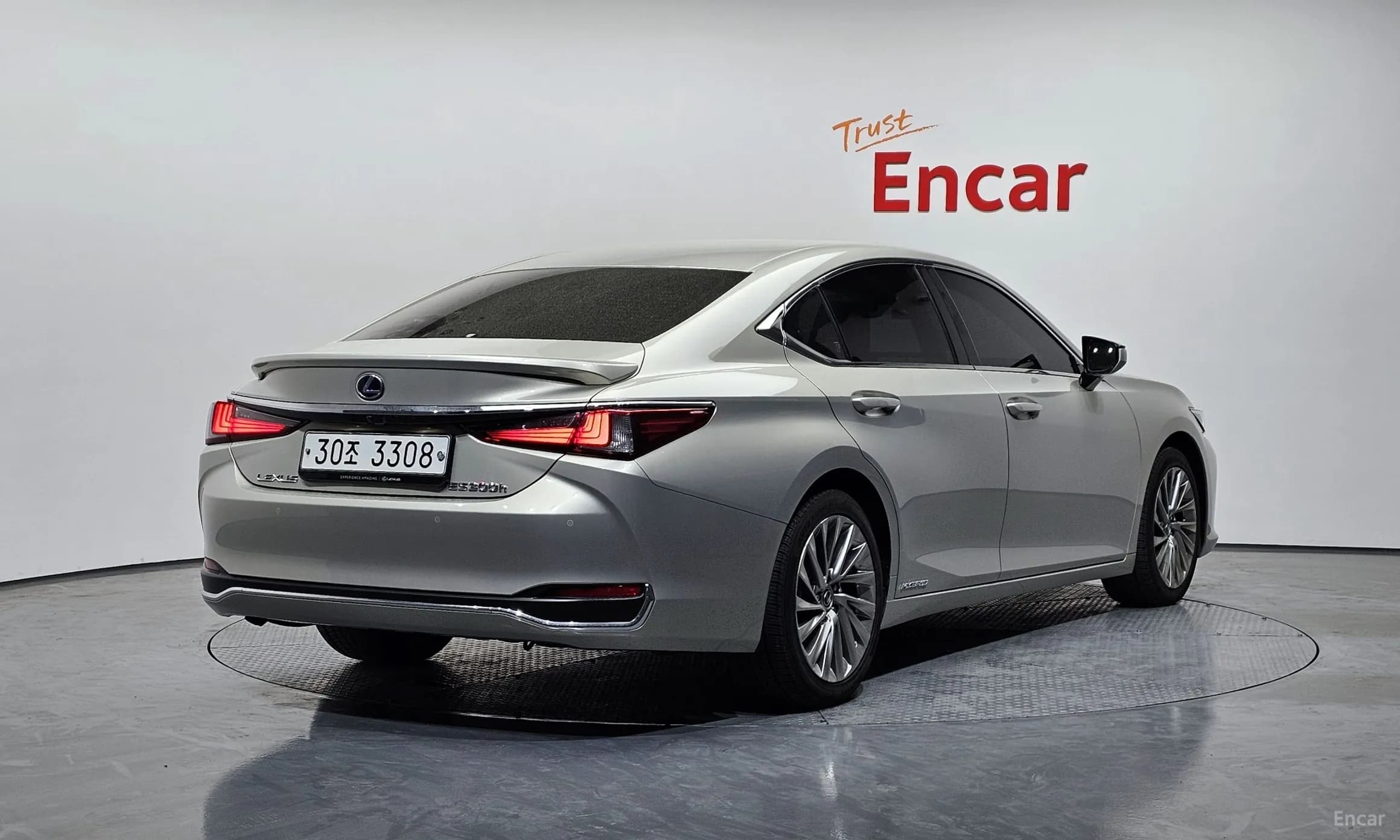 ES300h 7th Generation
