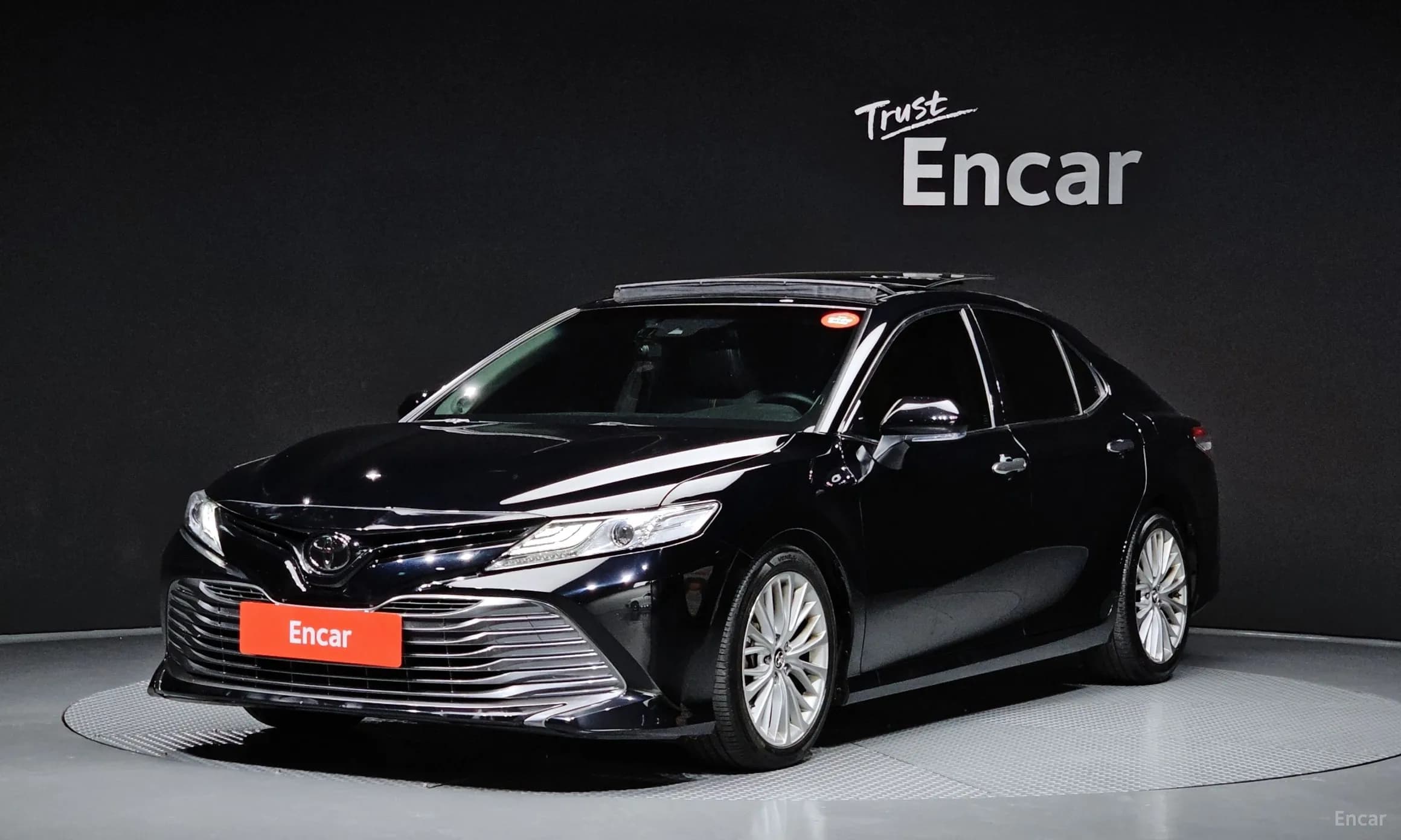 Camry (XV70)