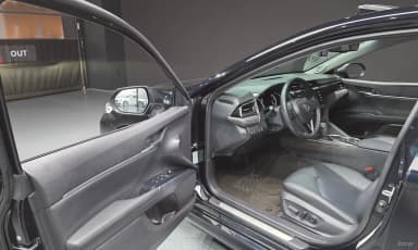 Camry (XV70)