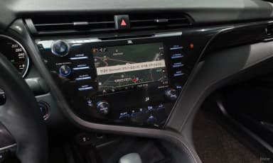 Camry (XV70)