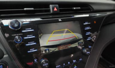 Camry (XV70)