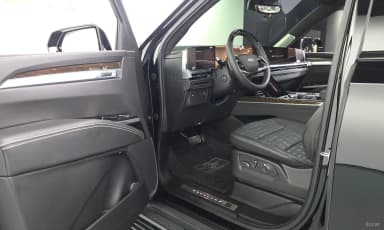 Escalade 5th Generation