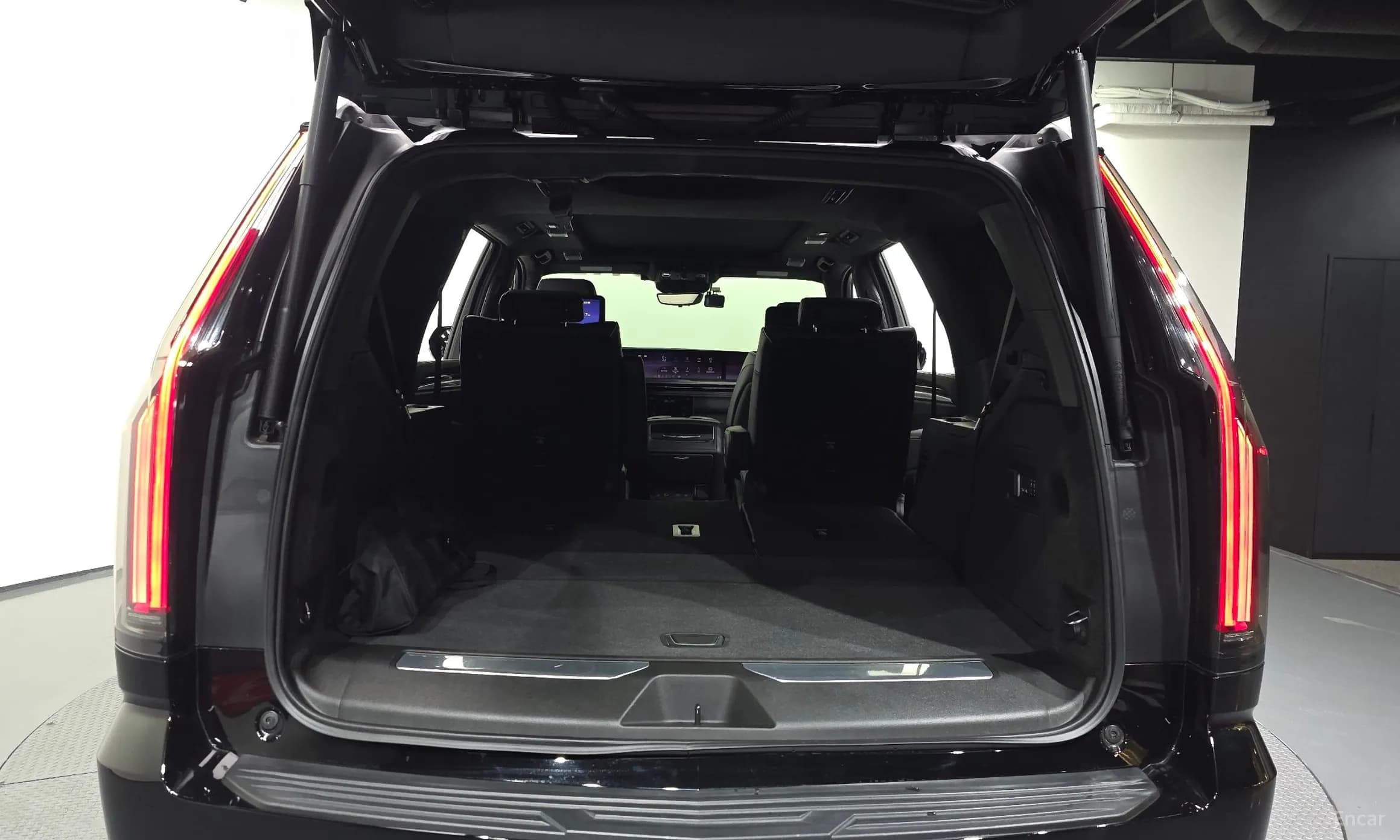 Escalade 5th Generation