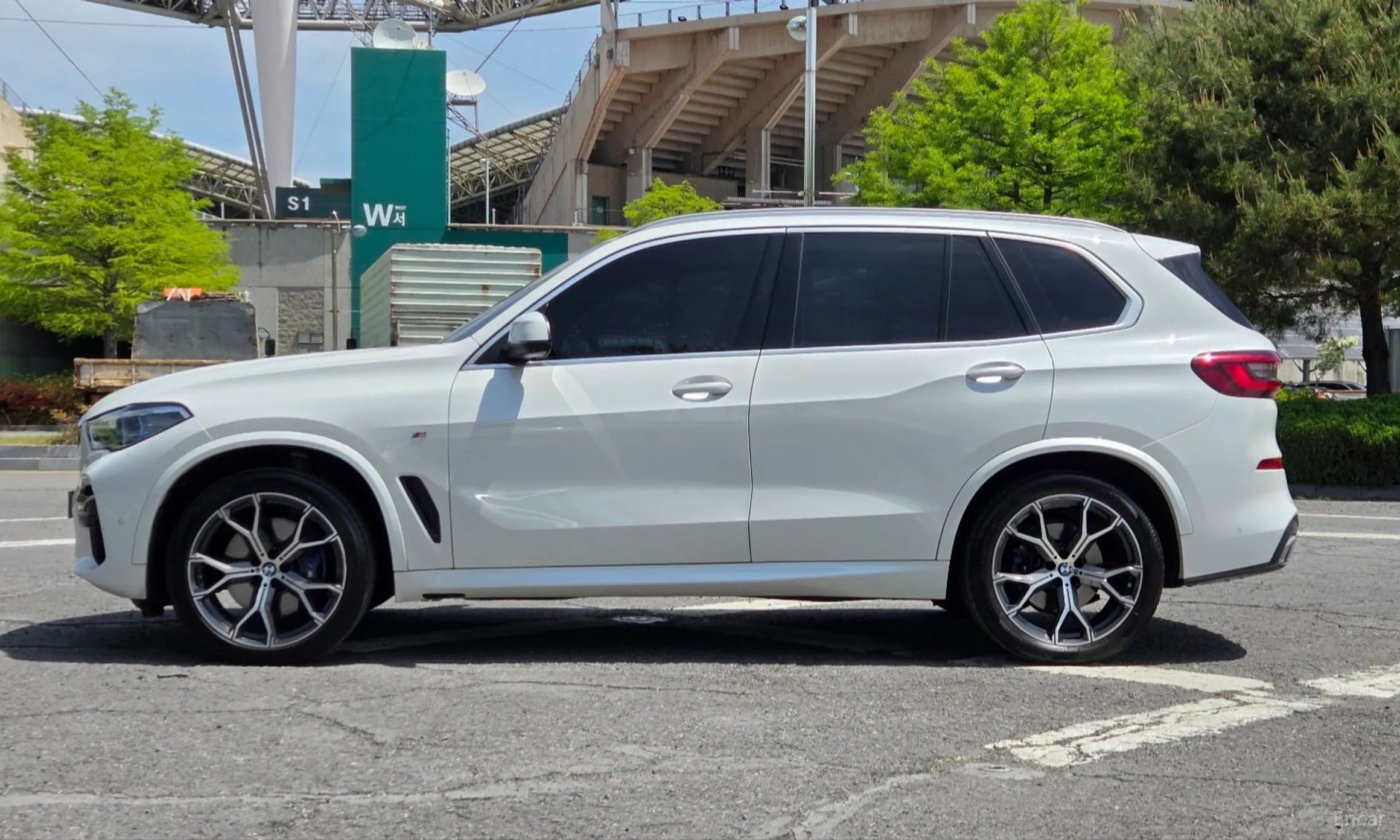 X5 (G05)