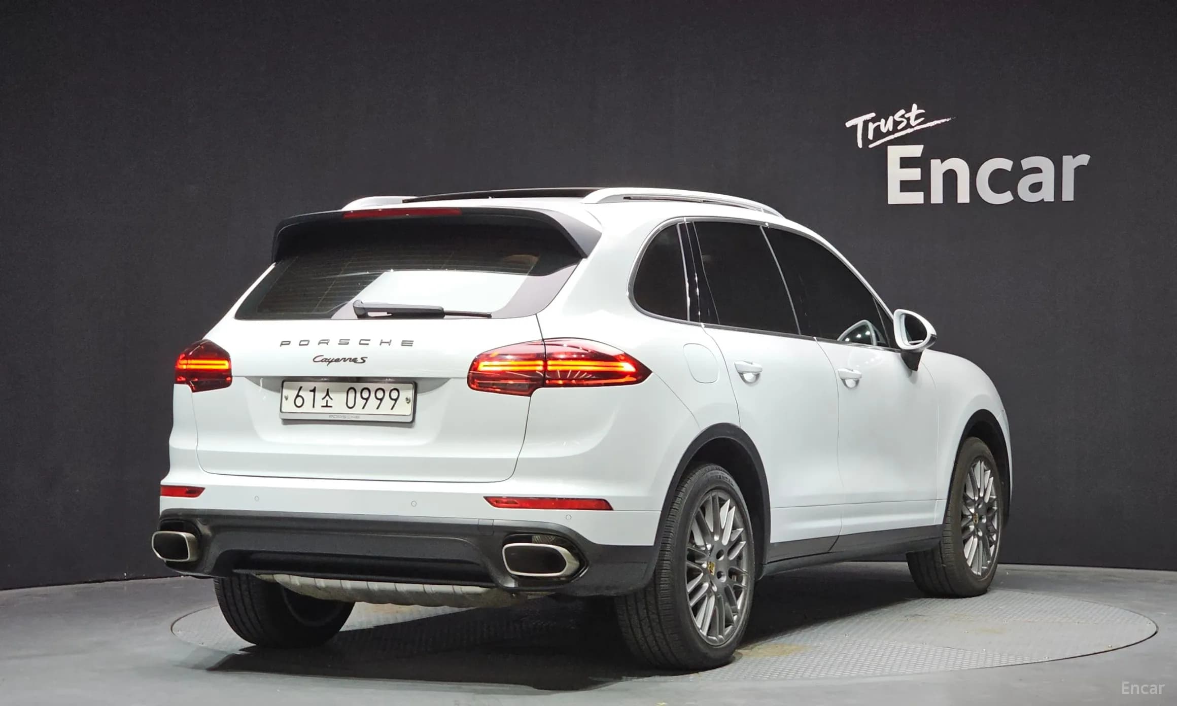 New Cayenne