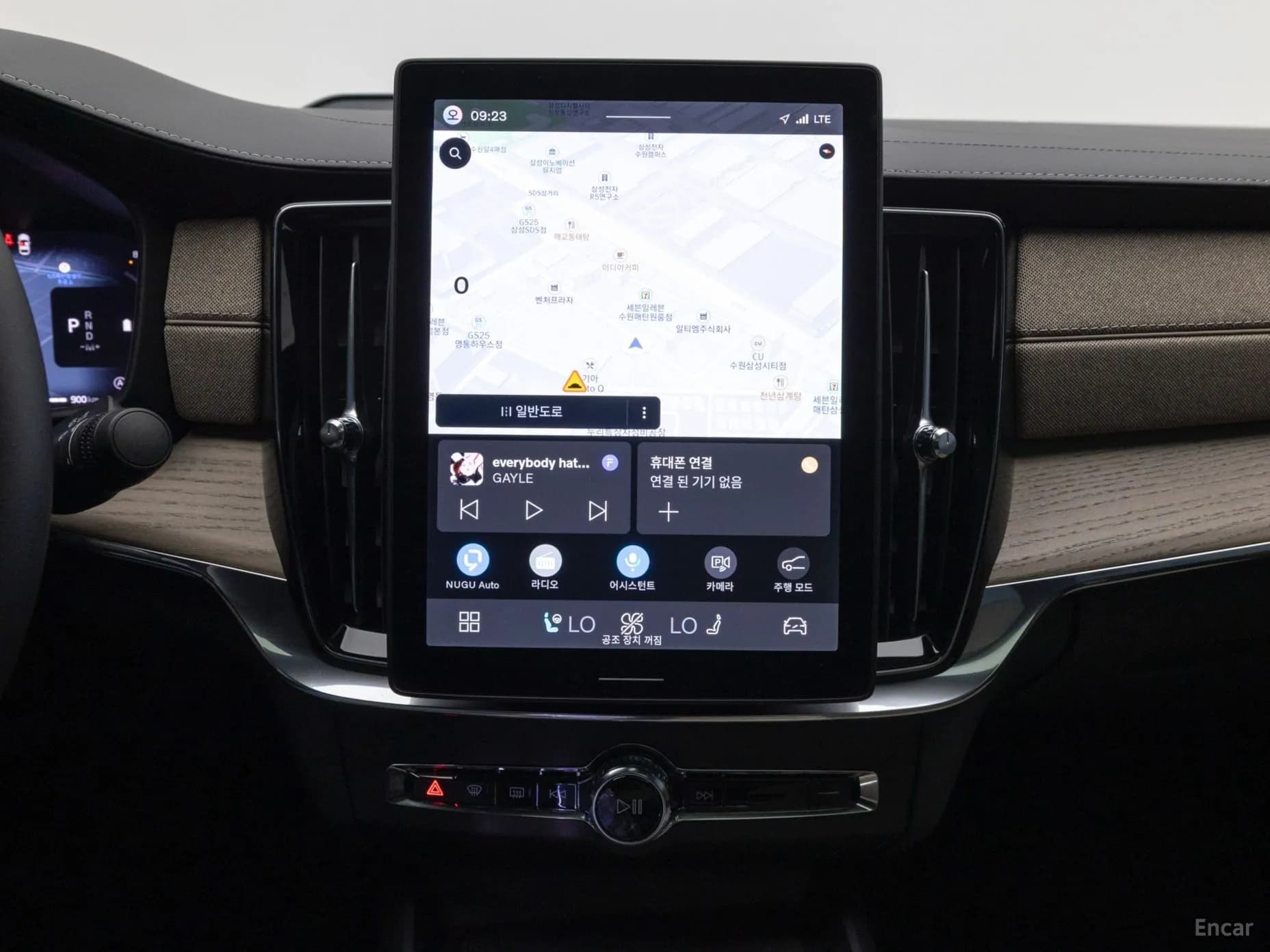 S90
