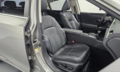 ES300h 7th Generation