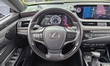 ES300h 7th Generation
