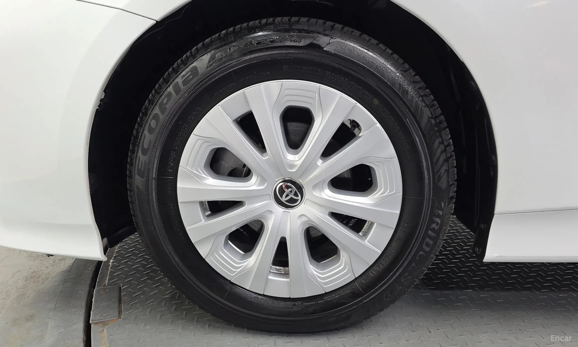 Prius 4th Generation