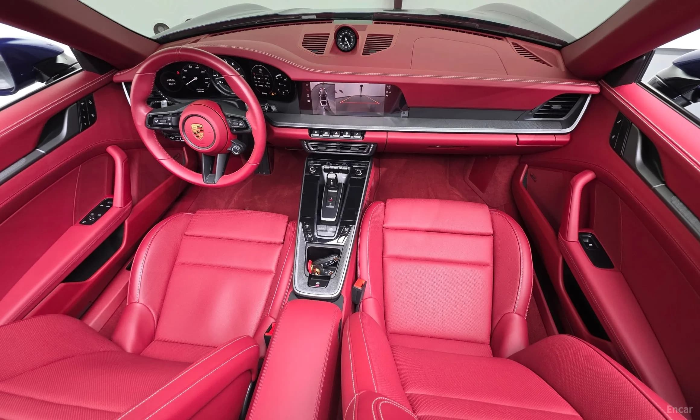 911 (992)