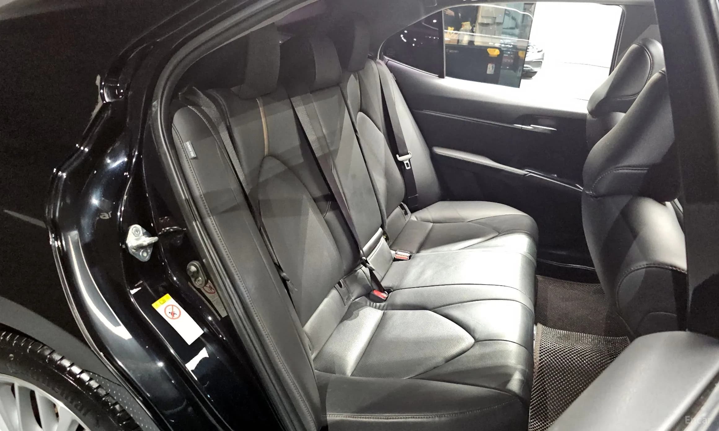 Camry (XV70)