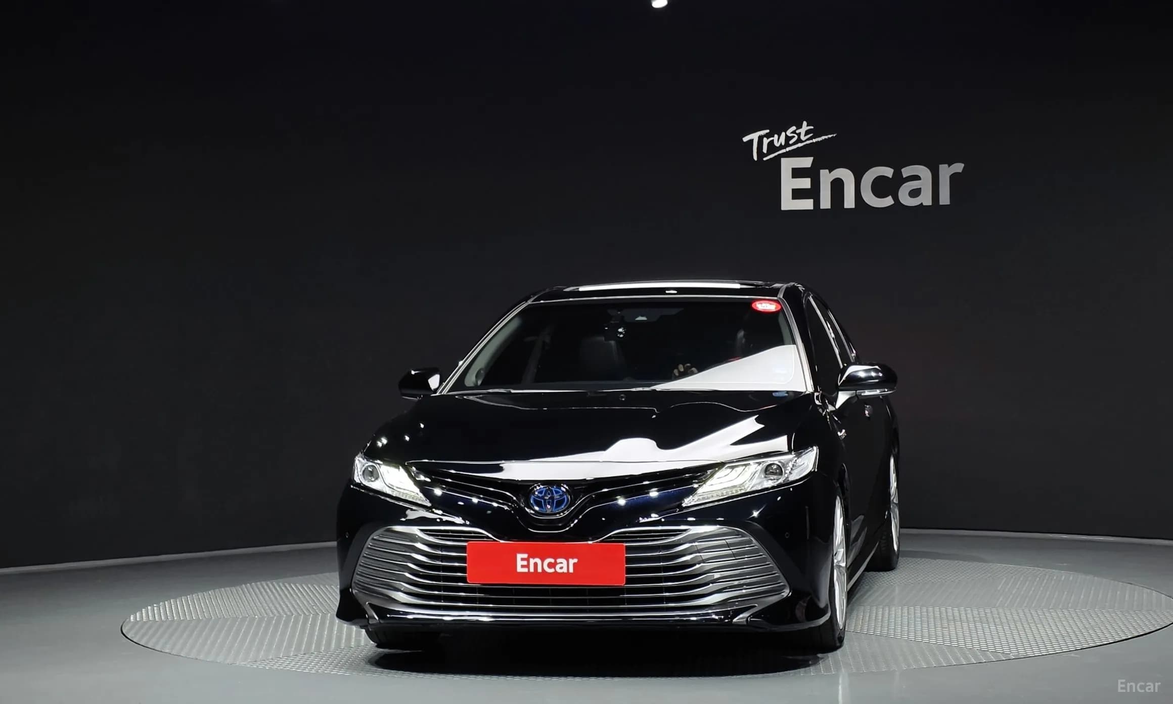 Camry (XV70)
