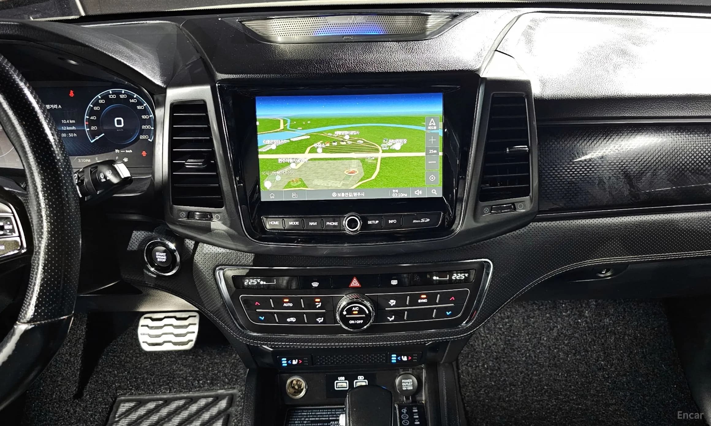 Rexton Sports Khan