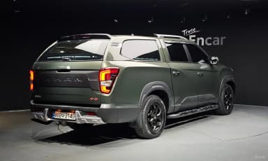 Rexton Sports Khan