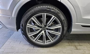 Q8 (4M)