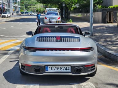911 (992)