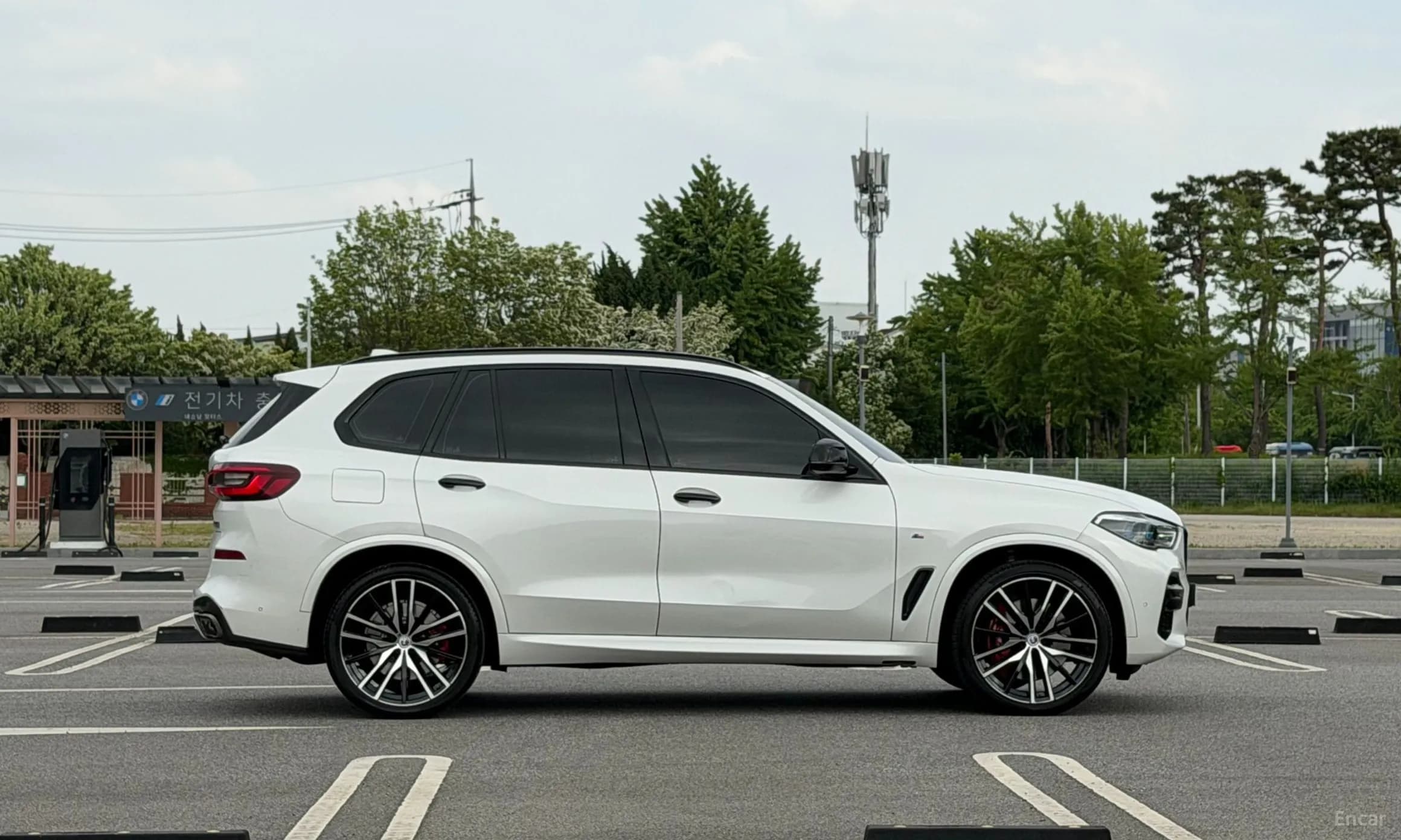 X5 (G05)