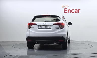 HR-V