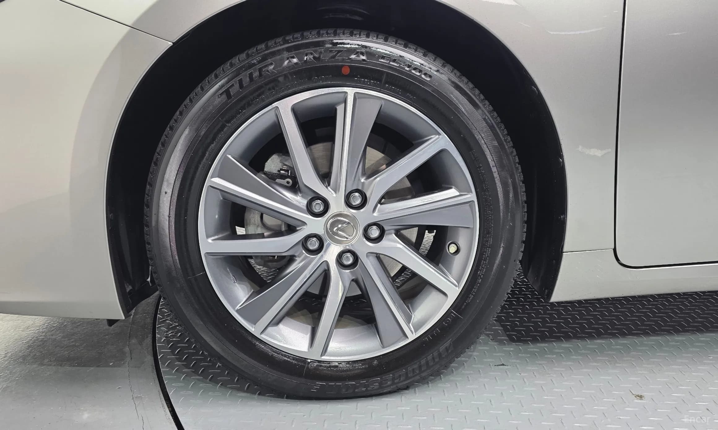 New ES300h