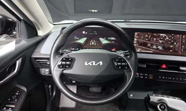 EV6