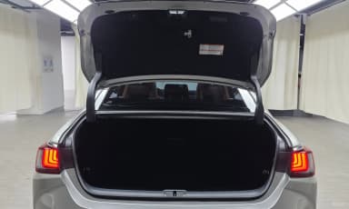 ES300h 7th Generation