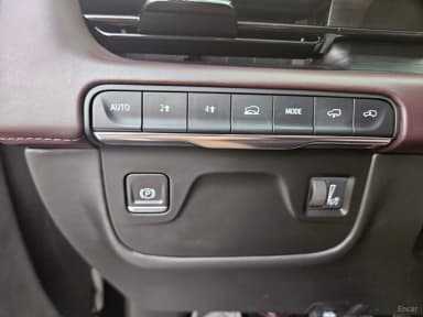 Escalade 5th Generation