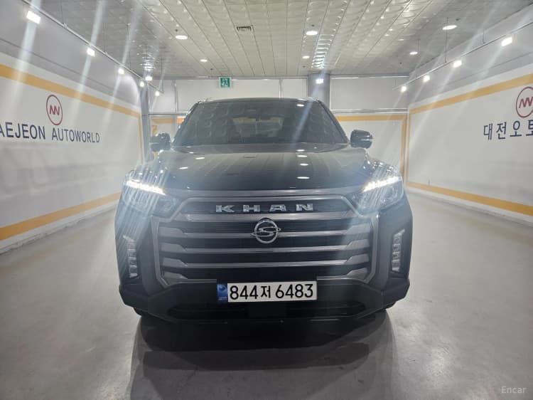 Rexton Sports Khan