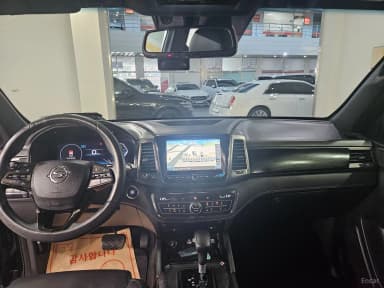Rexton Sports Khan